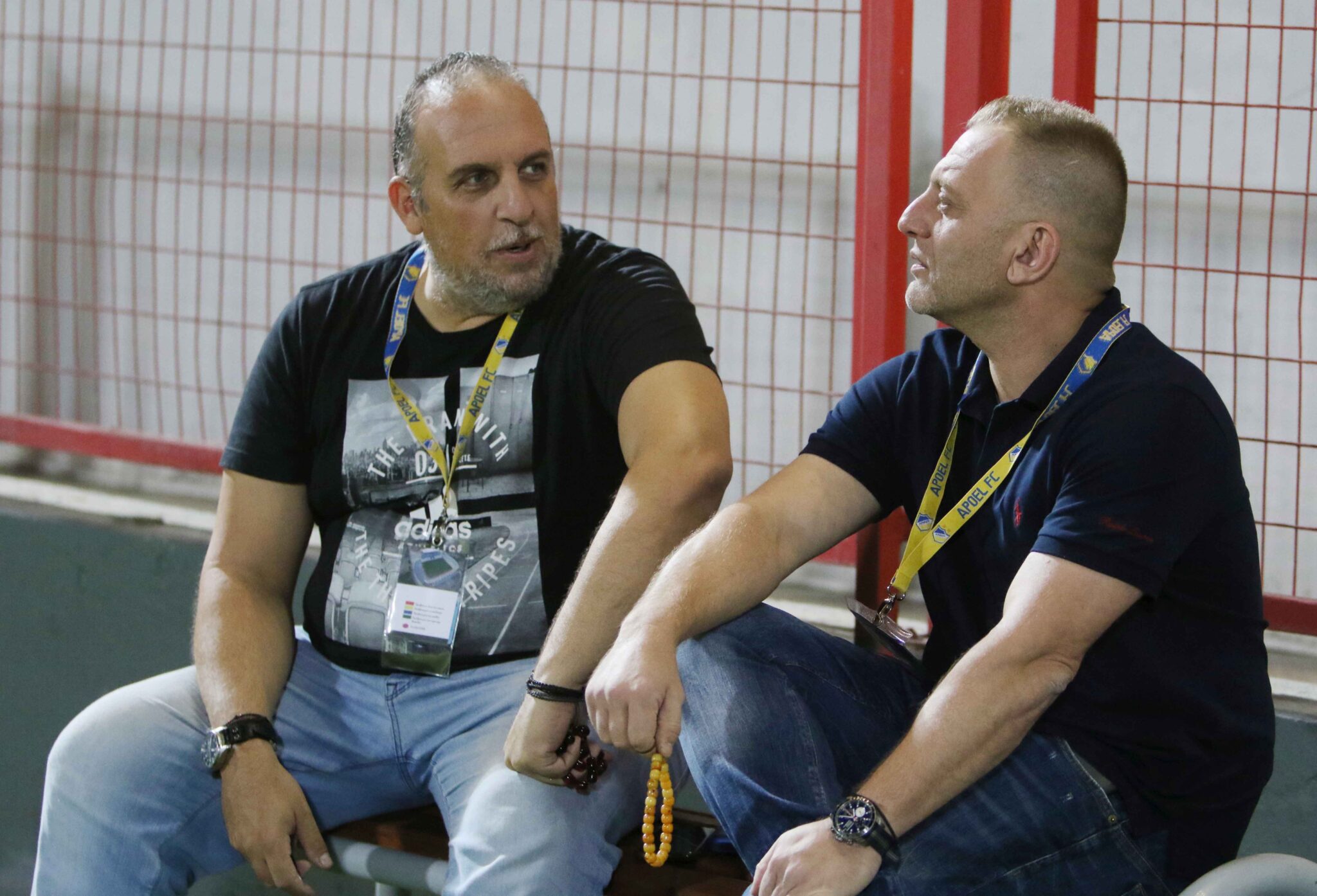 Ο αντιπρόεδρος του ΑΠΟΕΛ κατά… posts, γηπέδων, δικαστικής και κάρτας φιλάθλου