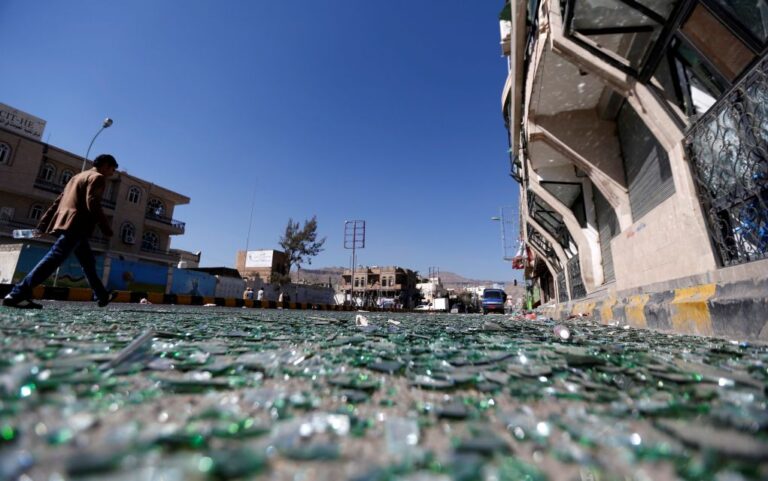 Υεμένη: Νεκροί επτά άμαχοι μετά από βομβιστική επίθεση