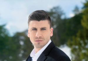 Βαγγέλης Ευαγγέλου:"Με απήγαγαν δυο κουκουλοφόροι για 16 ημέρες με απειλή όπλου"