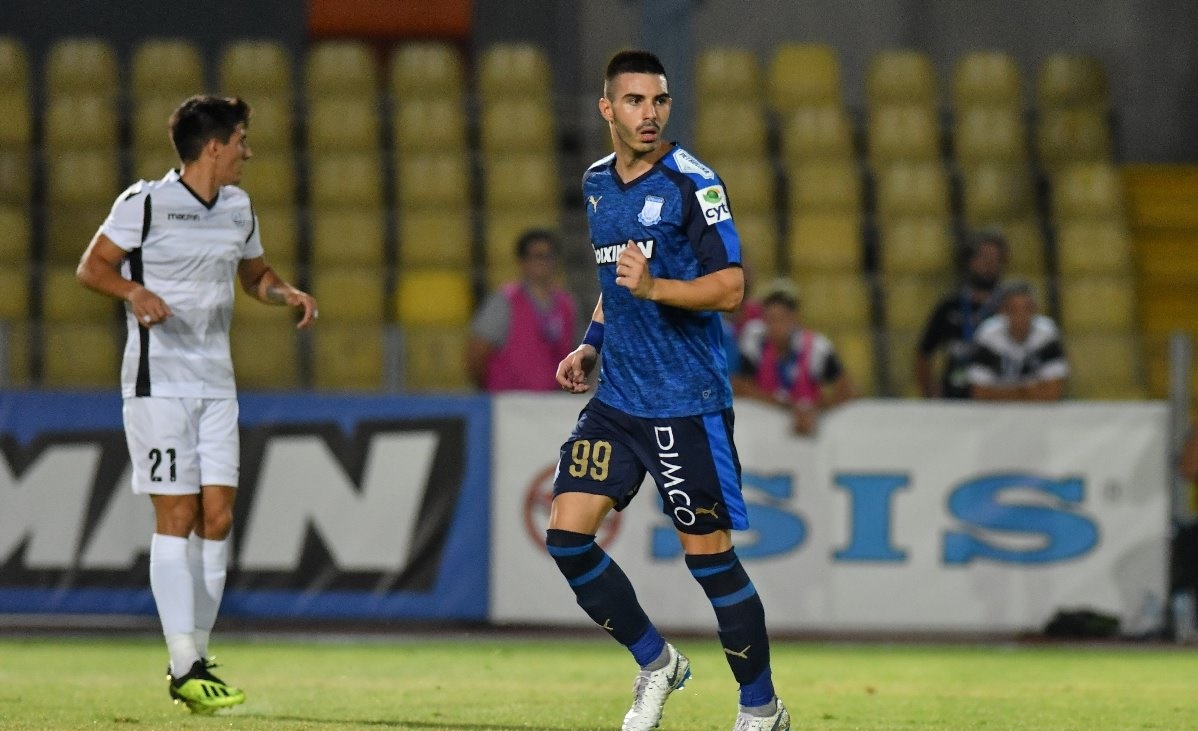 Προς… υπογραφή ο Μάγκλιτσα