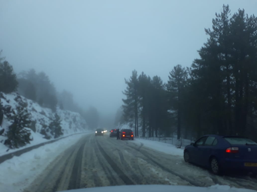 Xιόνια, βροχές και καταιγίδες στο "μενού" του καιρού μέχρι και την Τρίτη