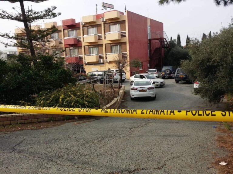 Ισχυρίστηκε ότι αγόρασε πιστόλι γιατί φοβόταν για τη ζωή του (ΒΙΝΤΕΟ)