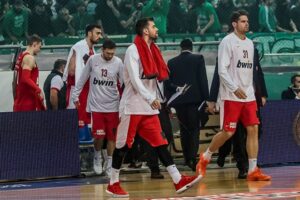 Από ένα μέχρι έξι βαθμούς κινδυνεύει να χάσει ο Ολυμπιακός