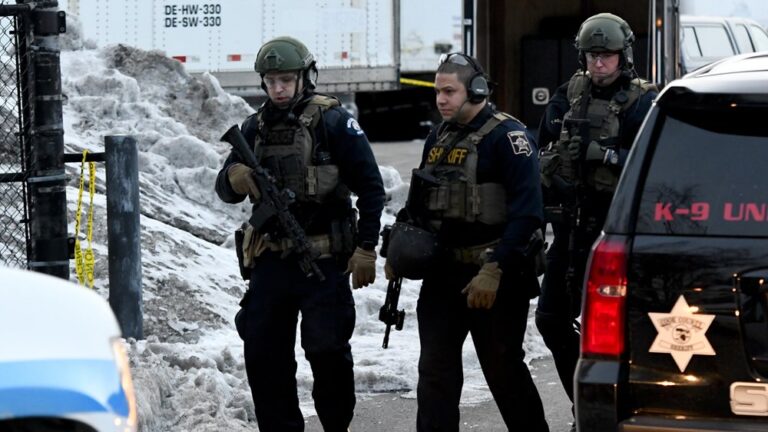 ΗΠΑ: 5 άνθρωποι σκοτώθηκαν όταν 45χρονος άνοιξε πυρ σε βιομηχανικό συγκρότημα