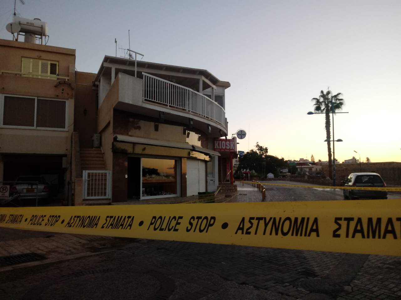 Της έκλεψαν το πορτοφόλι και έγιναν "καπνός" με το όχημά της