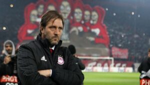 «Ψήφος εμπιστοσύνης» σε Μάρτινς από τον Ολυμπιακό