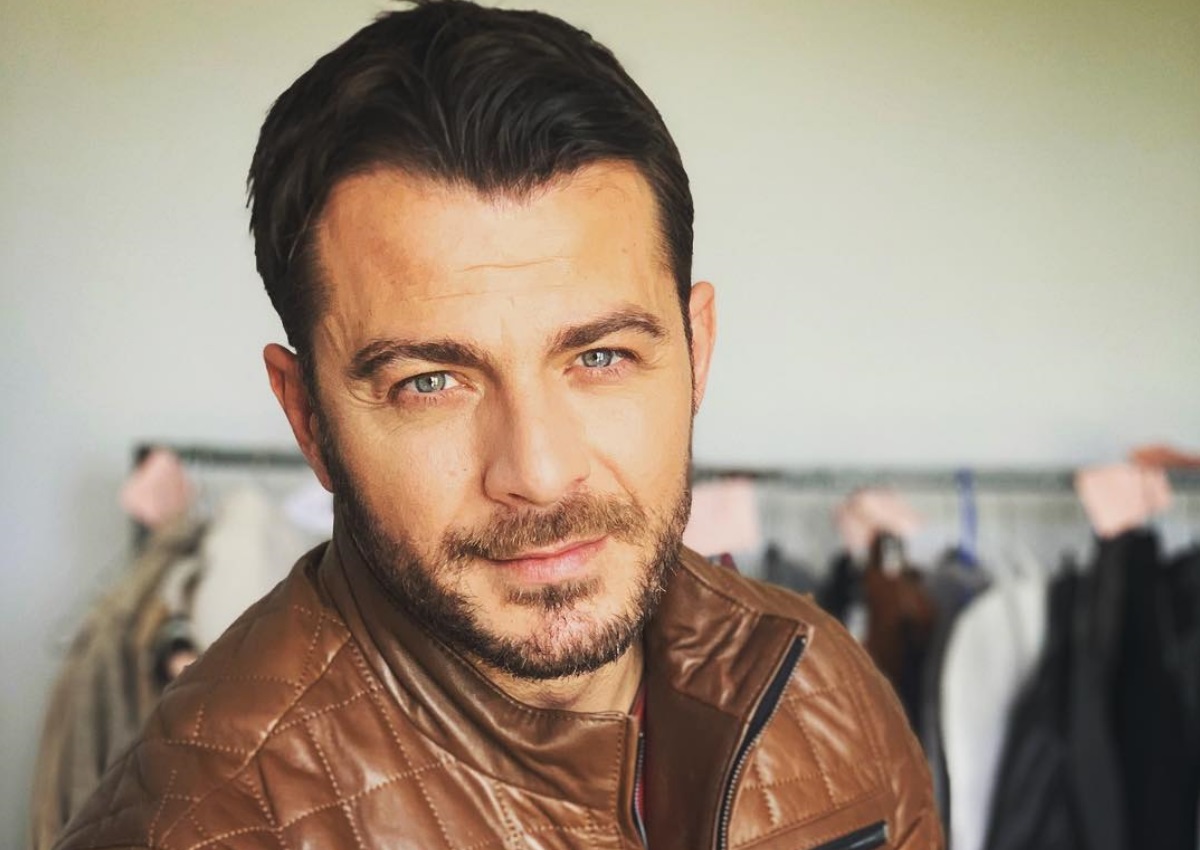 Ο Γιώργος Αγγελόπουλος κυκλοφορεί το πρώτο του βιβλίο! (ΦΩΤΟ)