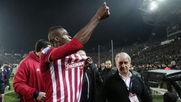 Ρατσιστική επίθεση κατά του Σισέ κατάγγειλε ο Ολυμπιακός