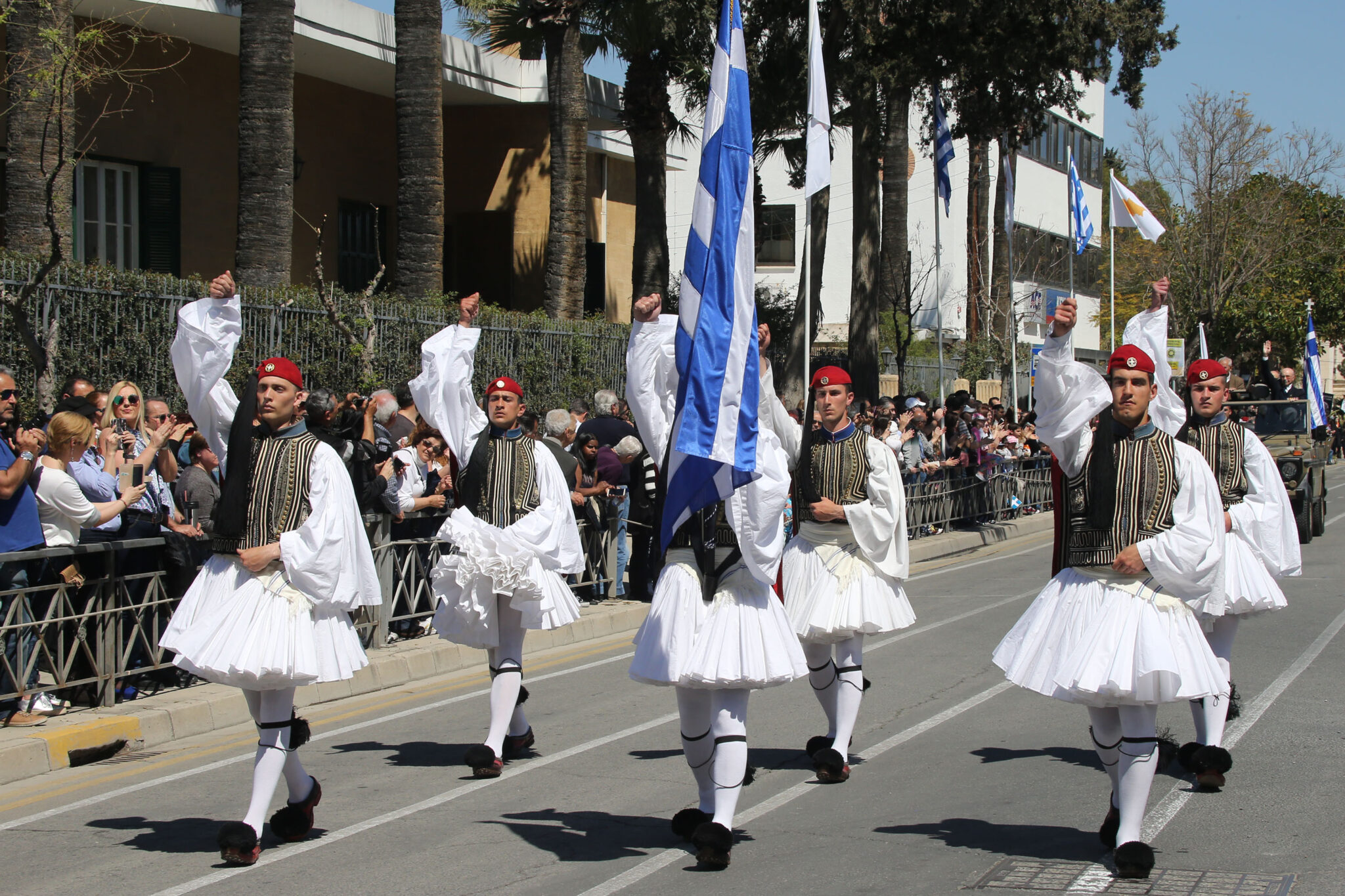Ποιοι δρόμοι επηρεάζονται λόγω των παρελάσεων για την επέτειο της 25ης Μαρτίου;