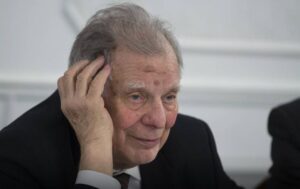 "Έφυγε" σε ηλικία 88 ετών ο βραβευμένος με Νόμπελ Ζόρες Αλφέροφ