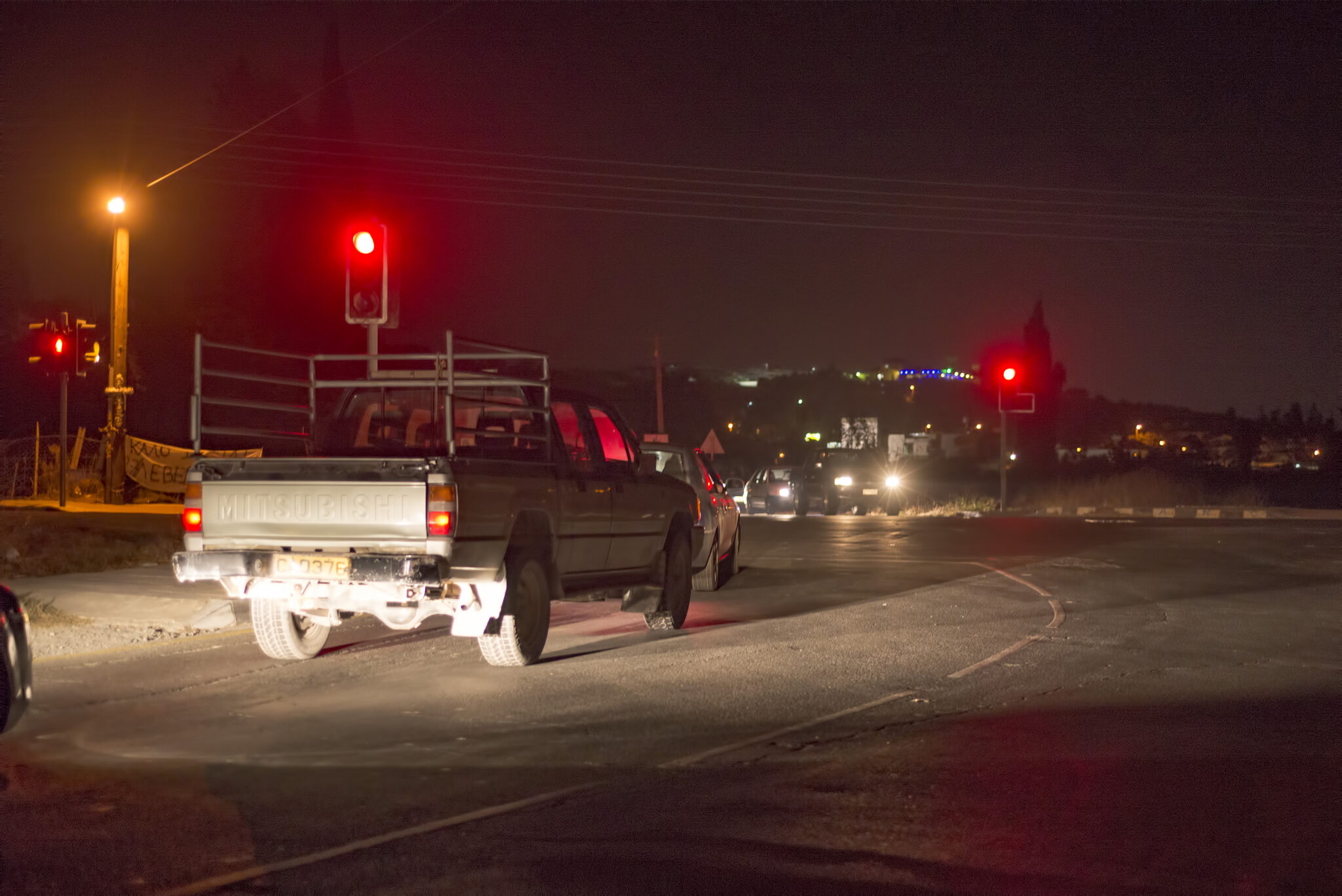 994 καταγγελίες για παραβίαση φωτεινών σηματοδοτών σε μία εβδομάδα (ΒΙΝΤΕΟ)