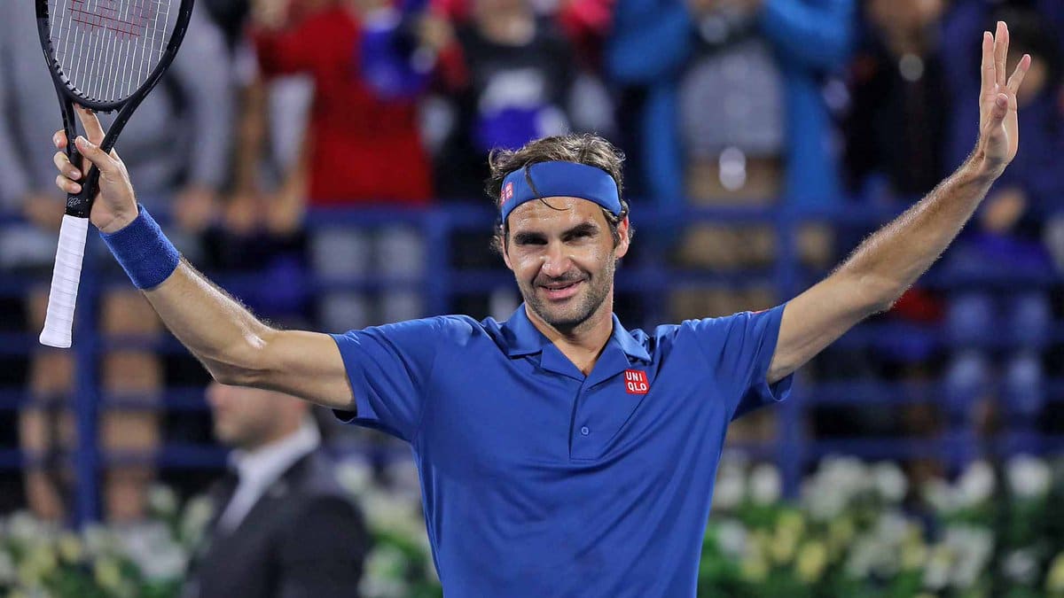 Ο Φέντερερ στον δρόμο του Τσιτσιπά στο Ντουμπάι