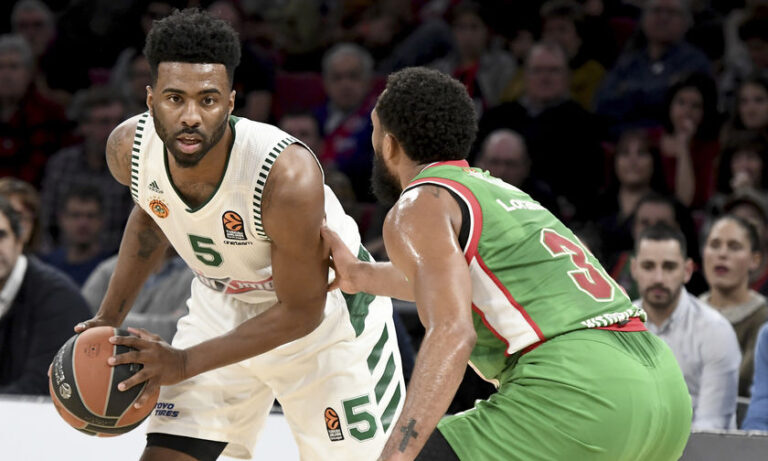 Θέλει να κάνει βήμα οκτάδας για τον Θανάση