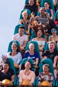 Το ψηλότερο και με τη μεγαλύτερη "βουτιά" τρενάκι λούνα πάρκ στο κόσμο (ΒΙΝΤΕΟ)