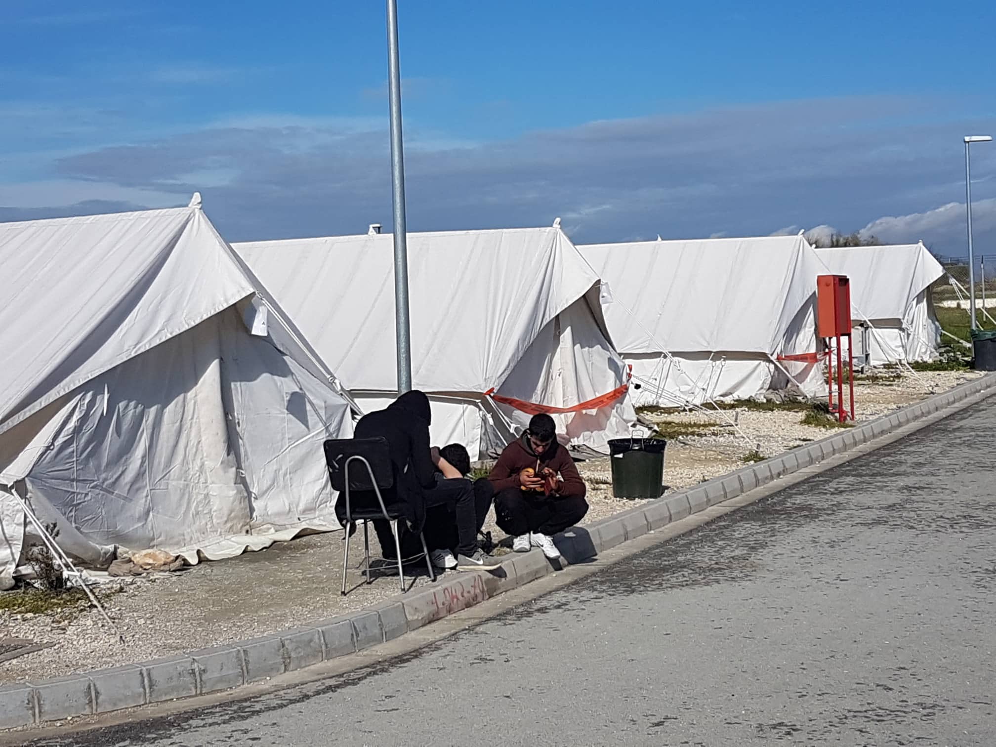 Ξεπερνούν τις 20.000 οι πρόσφυγες, σε απόγνωση η Κυβέρνηση 