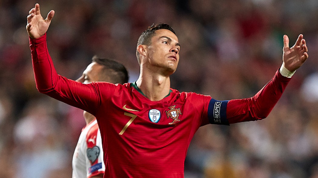 Απρόοπτο με Κριστιάνο που πιθανόν να χάσει τον πρώτο αγώνα κόντρα στον Άγιαξ