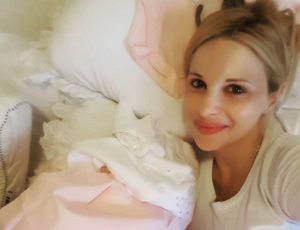 H Aριστοτέλους ετοιμάζεται για το… μαιευτήριο (ΦΩΤΟ)