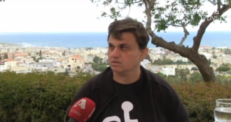 Η ασθένεια που την καθήλωσε σε τροχοκάθισμα και η δύναμη ψυχής (ΒΙΝΤΕΟ)