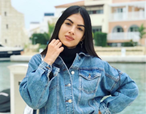 Άντρεα Κυριάκου: Έβαλε το μαγιό της μετά τη γέννηση του γιου της και εντυπωσίασε