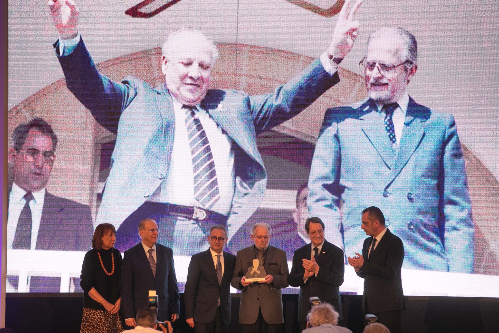 ΠτΔ: Να μη διστάζουμε, όταν απαιτείται, να ξεφύγουμε από στερεότυπα (ΦΩΤΟ)