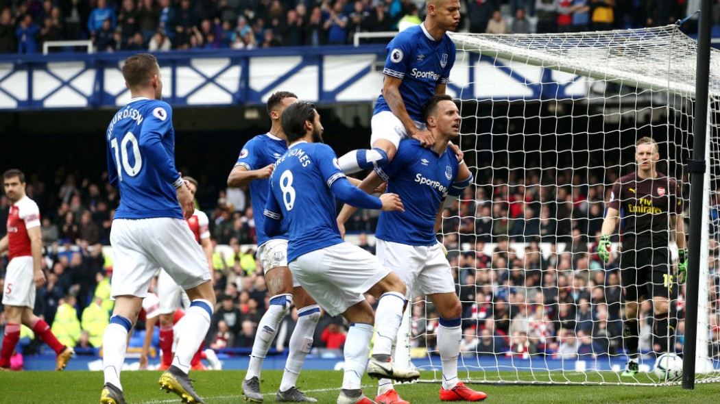 «Πέταξε» την ευκαιρία η Άρσεναλ να μείνει μόνη τρίτη