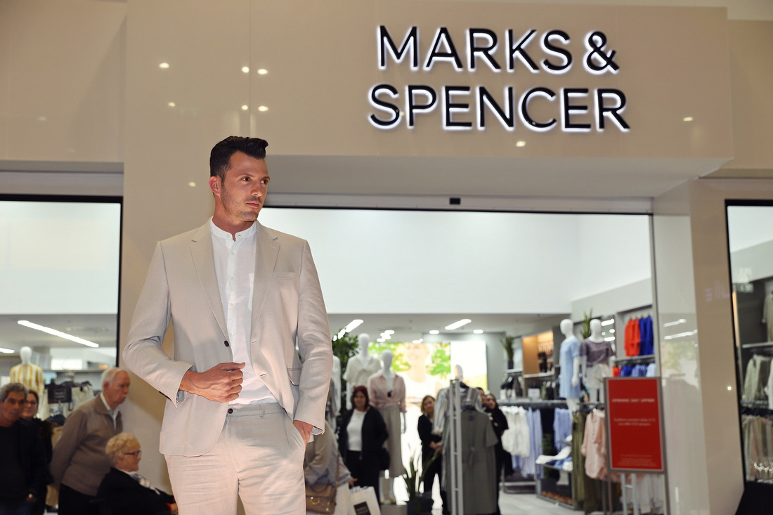 Καλοκαιρινό Fashion Show στο  MARKS & SPENCER στο  MYMALL