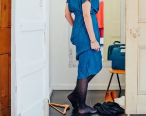 Μπήκε σε δοκιμαστήριο και όταν βγήκε η τσάντα της "είχε κάνει φτερά"