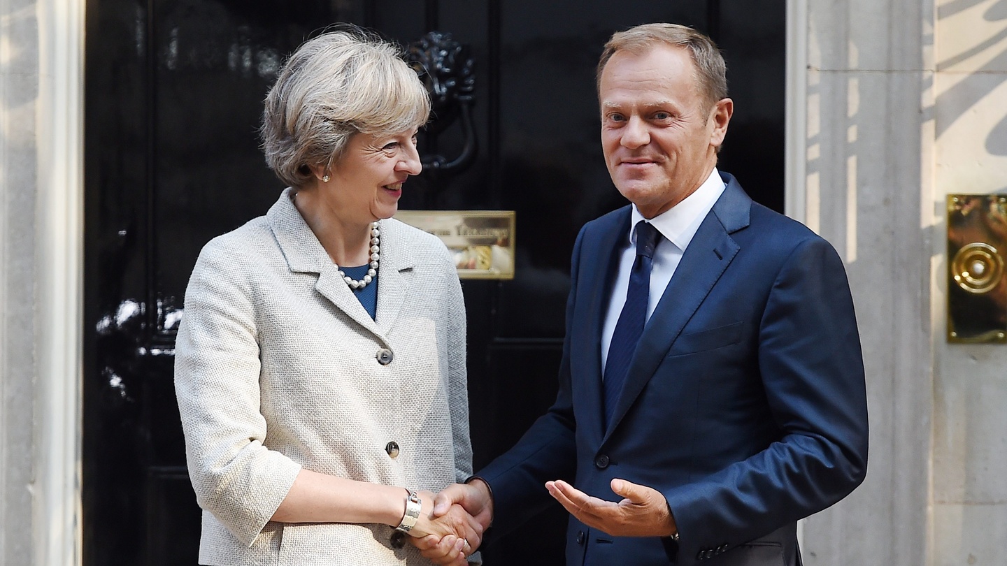 Brexit: Παράταση μέχρι τις 30 Ιουνίου ζητά από τις Βρυξέλλες η Μέι