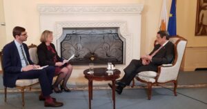 ΠτΔ: Θα είχα διαπράξει έγκλημα εάν αποδεχόμουν την παραίτηση Χάρη Γεωργιάδη