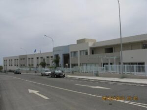 Eκκενώθηκε το Λύκειο Αραδίππου μετά απο τηλεφώνημα για βόμβα