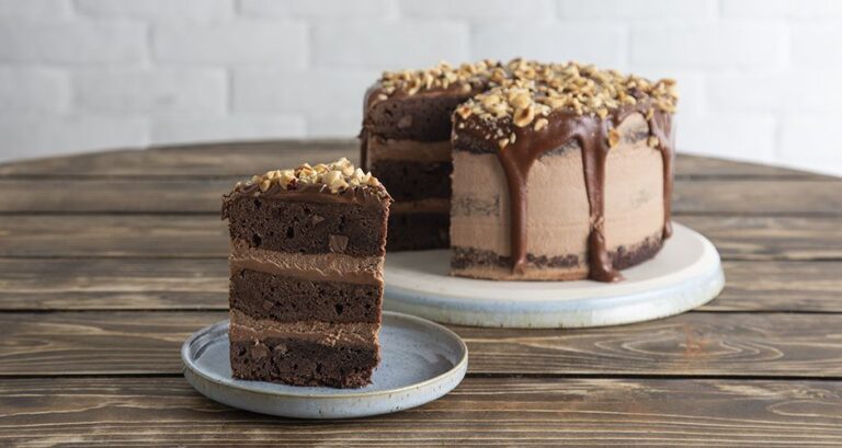 Τούρτα brownies με frosting πραλίνας!