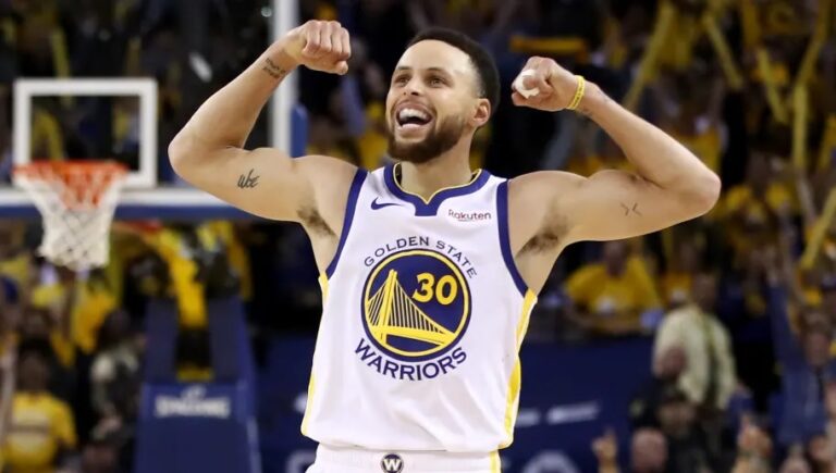 Στους τελικούς της Δύσης οι Γουόριορς