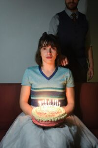 Η θεατρική παράσταση "Λέιλα και Συνεργάτες" της Κορντίλια Λιν στην Κύπρο