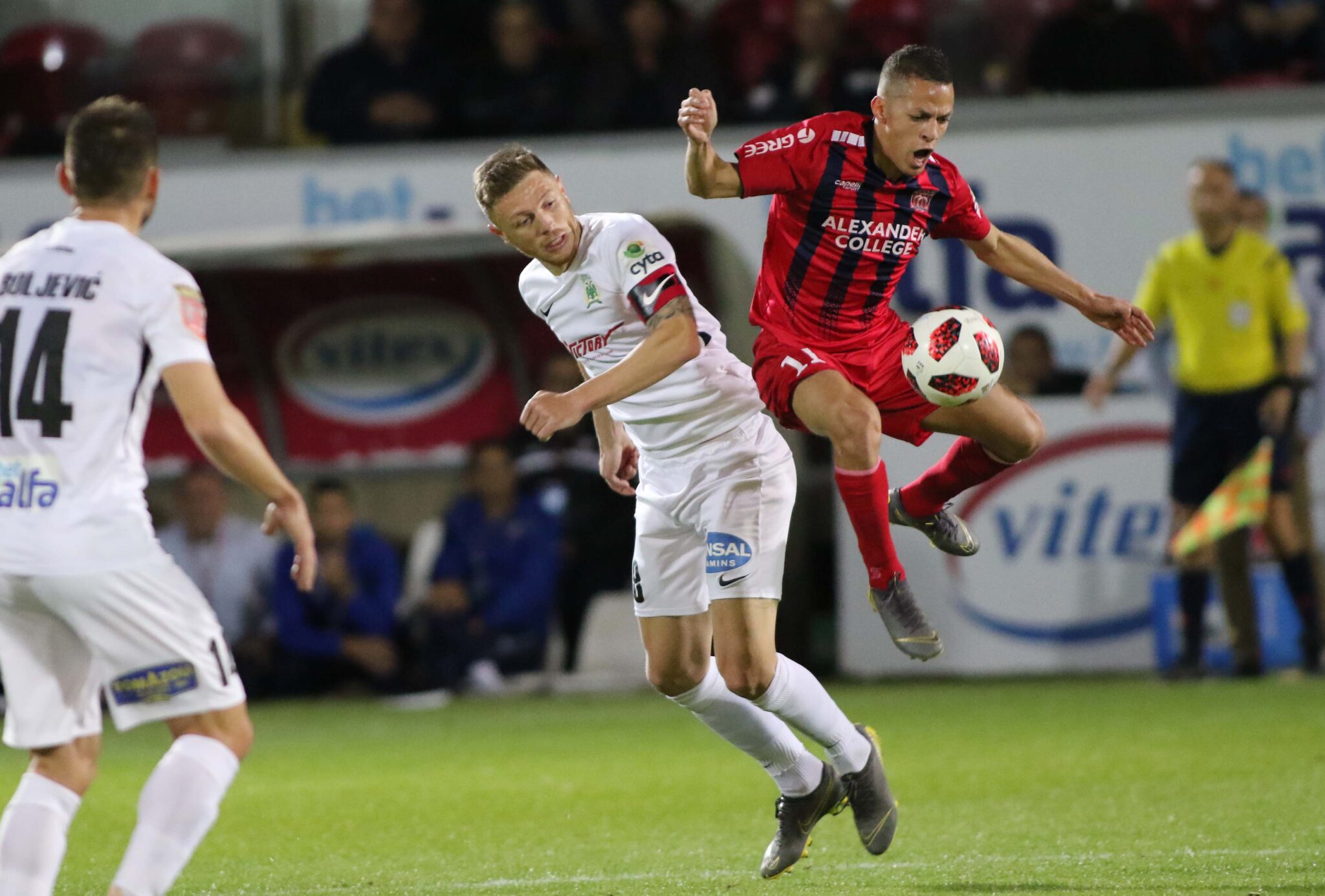 Σήμερα η μεγάλη μέρα του «πολέμου» για την αποφυγή του υποβιβασμού