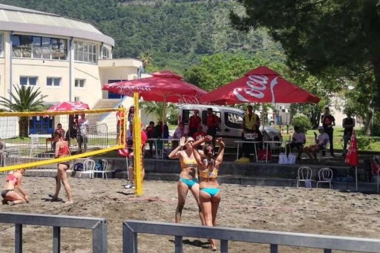 ΑΜΚΕ: Χρυσά τα κορίτσια του Μπιτς Βόλεϊ