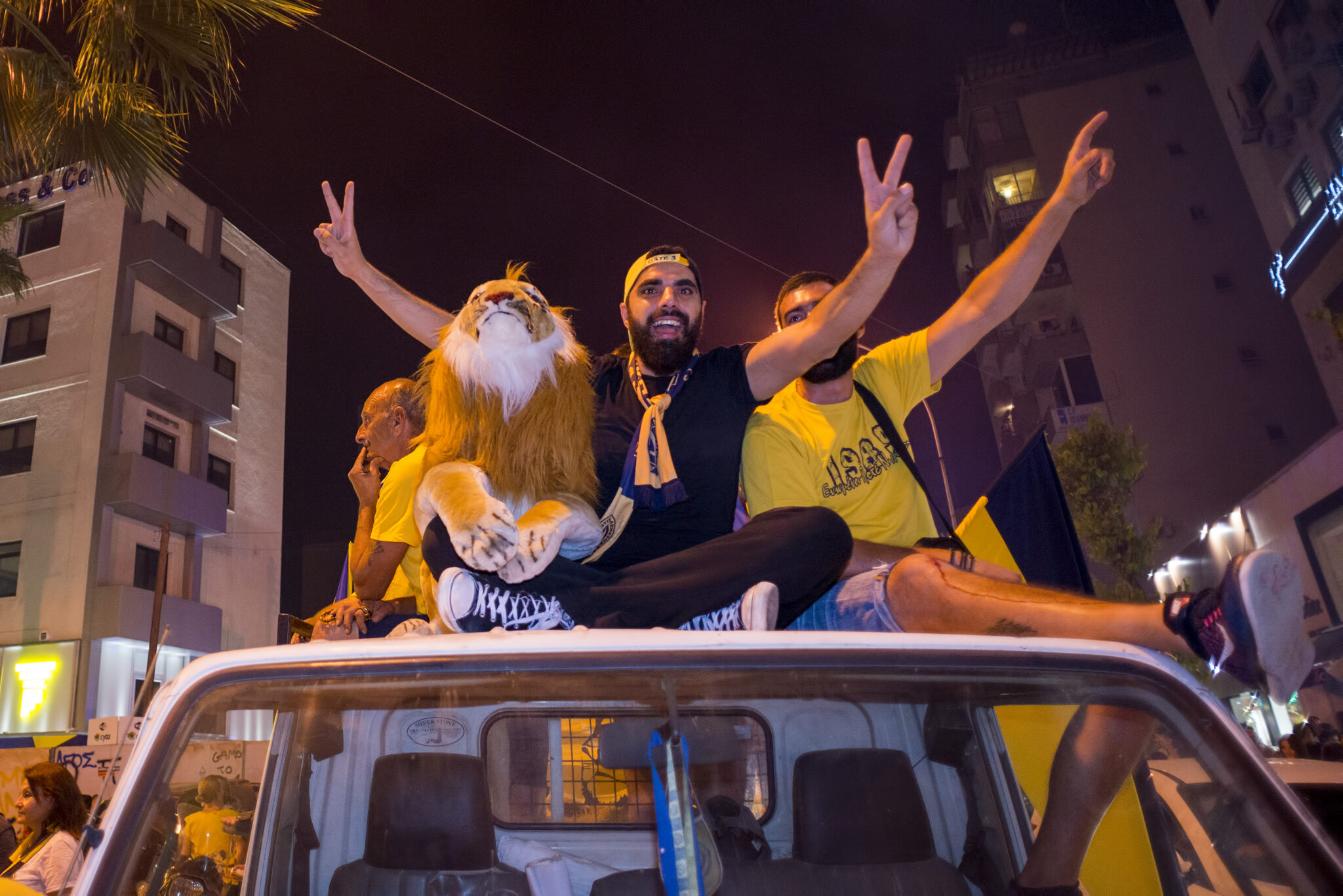 Το πανηγύρι στη Λεμεσό, το ξενύχτι και τα .. παρατράγουδα (ΒΙΝΤΕΟ