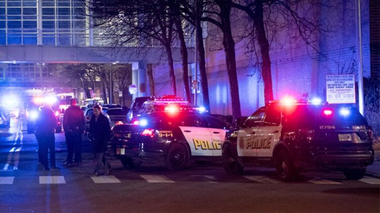 Ένοπλος άνοιξε πυρ σε μπαρ στο Νιου Τζέρσεϊ