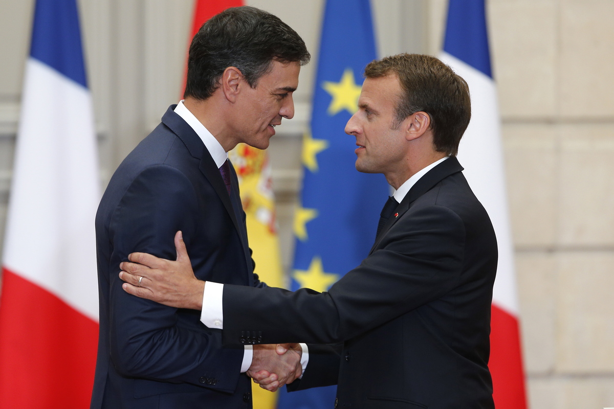 Μακρόν και Σάντσεθ αναλύουν τα αποτελέσματα των Ευρωεκλογών
