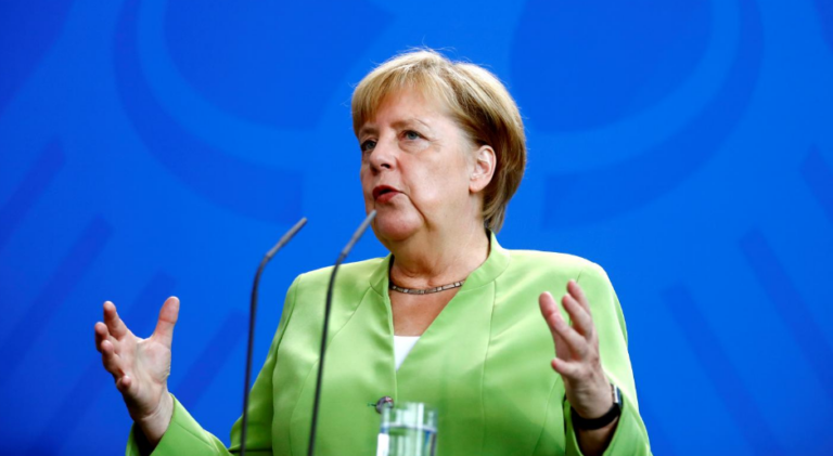 Διαψεύδει τις φήμες πως θα αναλάβει αξίωμα στις Βρυξέλλες η Μέρκελ