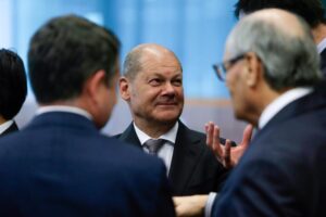 Ρέγκλιγκ: Η Ελλάδα χάνει τους στόχους του πρωτογενούς πλεονάσματος