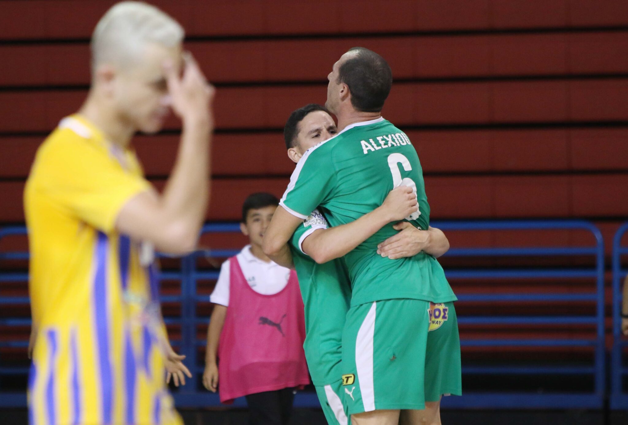 Futsal: Πρωταθλήτρια η Ομόνοια μετά από τέταρτο δραματικό τελικό με τον ΑΠΟΕΛ