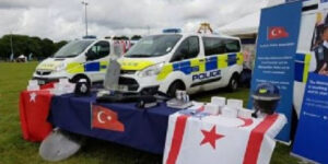 Ένα χρόνο μετά η Μητροπολιτική Αστυνομία απολογείται για σημαία του ψευδοκράτους