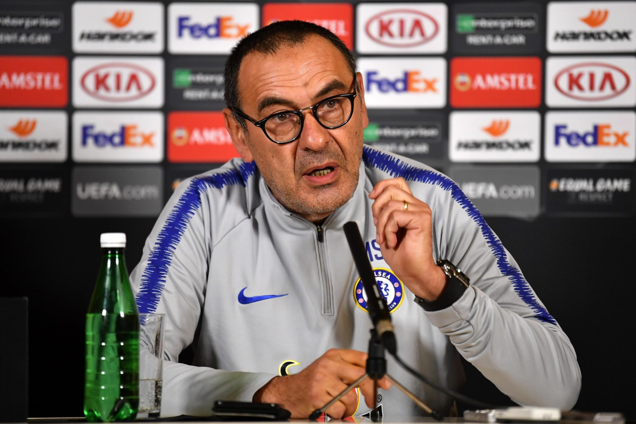 Δεν απάντησε για Γιουβέντους και «φούντωσε» τις φήμες ο Σάρι