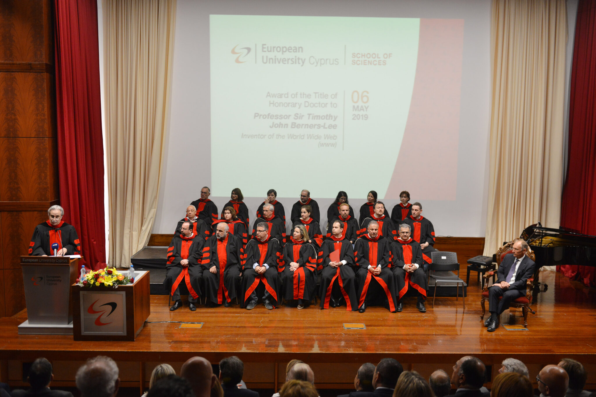 Επίτιμος διδάκτορας του Ευρωπαϊκού Πανεπιστημίου Κύπρου