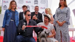 Κάννες 2019: Βράβευσαν τη… σκυλίτσα του Ταραντίνο!