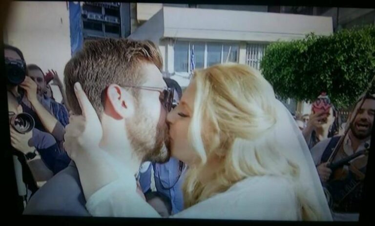 Επέτειος γάμου για Χριστιάνα-Εφραίμ:Από τη γνωριμία στο καυτό φιλί στην εκκλησία