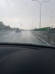 Καταρρακτώδεις βροχές από το Τρόοδος μέχρι τη Λευκωσία (ΒΙΝΤΕΟ&ΦΩΤΟ)