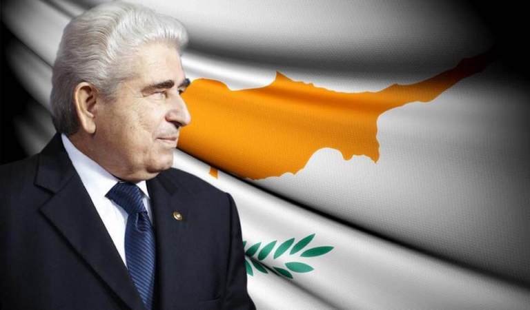 Με δάκρυα στα μάτια φίλοι και συγγενείς αποχαιρετούν τον Δημήτρη (ΒΙΝΤΕΟ)