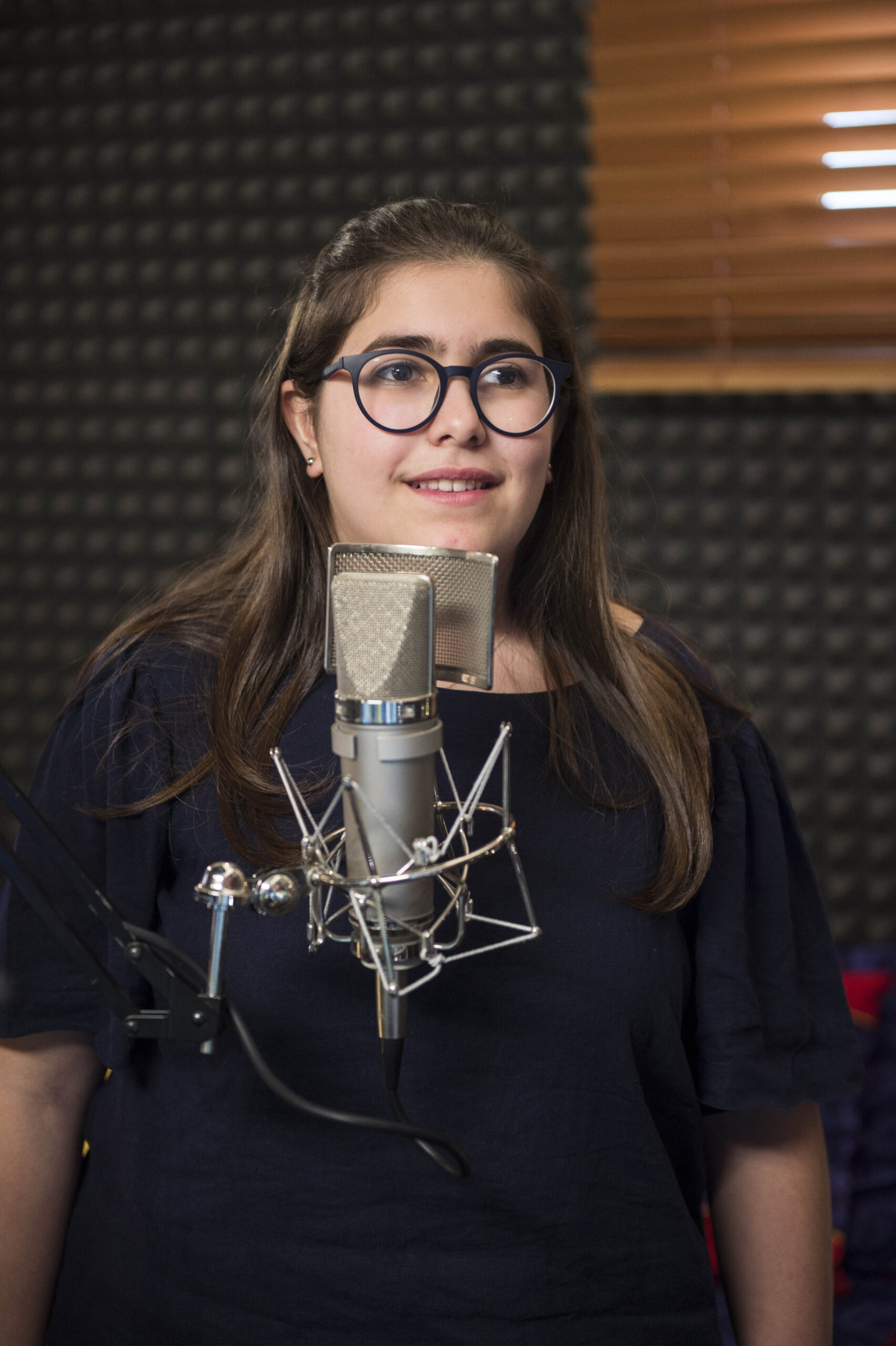 Ιστορίες δύναμης:Εντελώς αιφνίδια,η 13χρονη Άντρεα άρχισε να χάνει την ακοή της