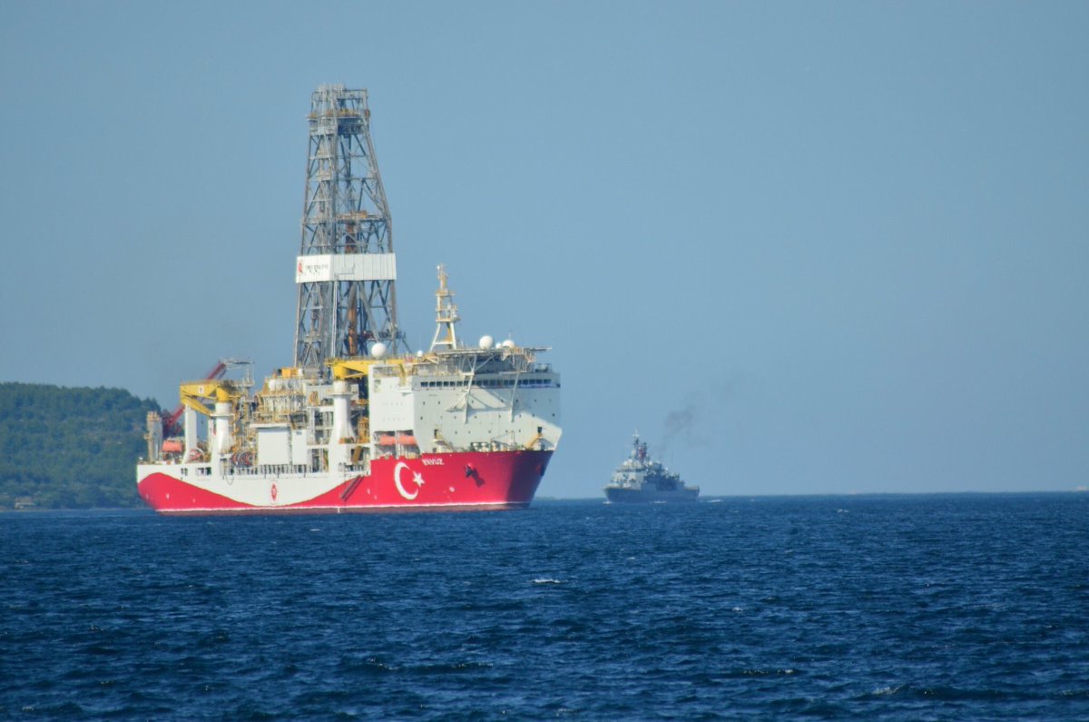 Κοντά στις ακτές της Ρόδου το γεωτρύπανο "Yavuz" με κατεύθυνση την Καρπασία